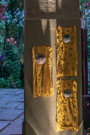  Obra(s) por Denilson Baniwa.  Da atividade Baile da Aurora Sincera. 