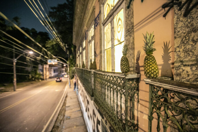  Obra(s) por Enrica Bernardelli.  Da atividade Baile da Aurora Sincera. 