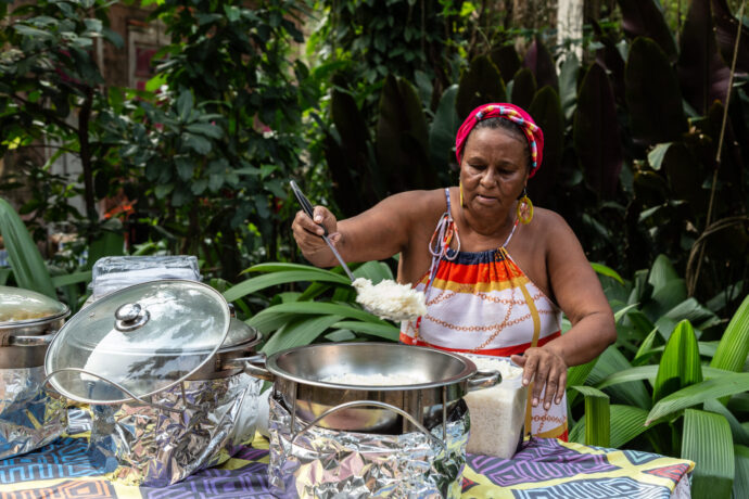 Obra(s) por Sabores do Porto (Associação Cultural de moradoras do Morro da Conceição).  Da atividade Manjar: Ontem Hoje Agora. 