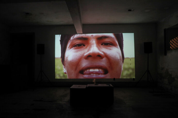  Obra(s) por Brô MCs, Igor Vidor e Yuri Firmeza.  Da atividade Manjar: Re-Conhecimento. 