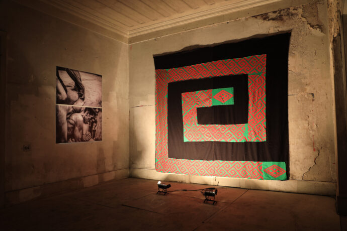  Obra(s) por MAHKU (Movimento dos Artistas Huni Kuin), Edgar Kanaykõ Xakriabá.  Da atividade Manjar: Re-Conhecimento. 