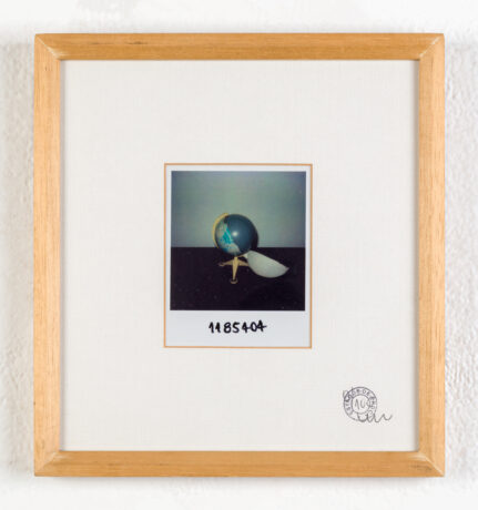  Obra(s) por Cinthia Marcelle.  Da atividade AFLUENTE [ArtRio]. 