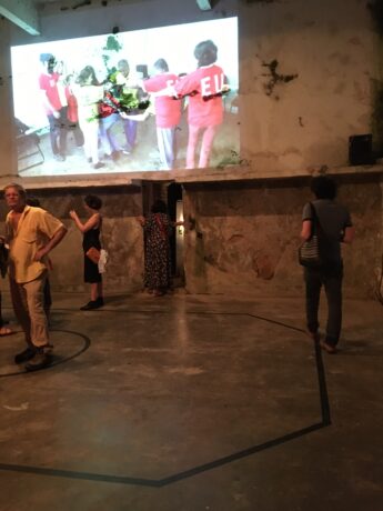  Obra(s) por Ricardo Basbaum. 