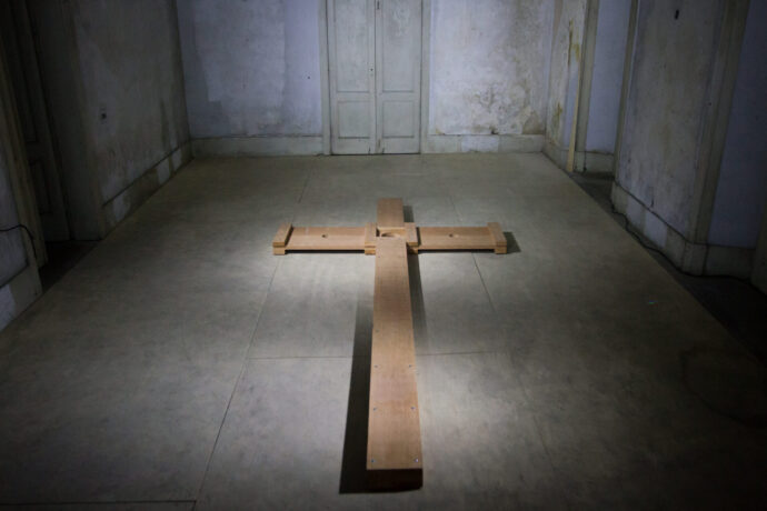  Obra(s) por Carlos Martiel.  Da atividade Manjar: Carlos Martiel, Carlos Motta, Jaime Lauriano. 