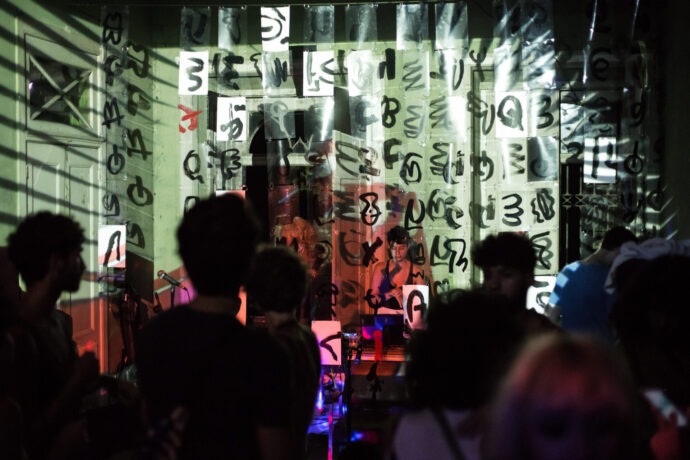  Obra(s) por Daniela Avellar.  Da atividade Manjar 02 anos: Adriana Varejão, Bayard Tonelli, Thiago Martins de Melo, TintaPreta. 