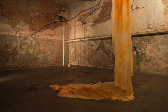  Obra(s) por Isabela Sá Roriz.  Da atividade Manjar: Arthur Scovino, Isabela Sá Roriz, Tiro no Escuro (Liana Padilha + Bruno Mendonça), Jean Genet. 