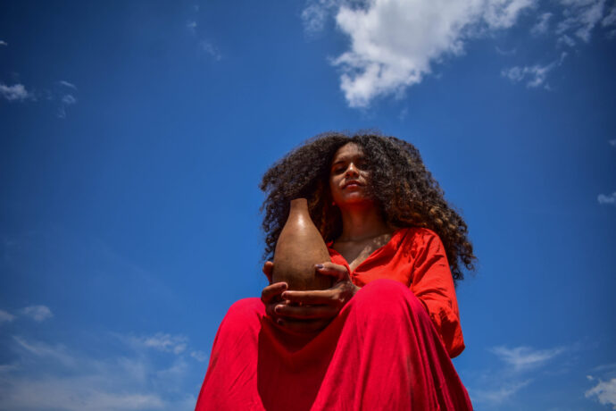  Obra(s) por Maria Macedo.  Da atividade NTÚ. 