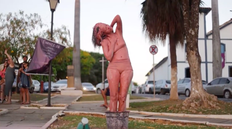  Obra(s) por Roberta Rox.  Da atividade NTÚ. 