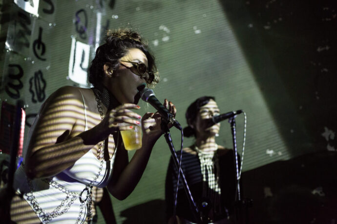  Obra(s) por Liana Padilha e projeto Tinta Preta.  Da atividade Manjar 02 anos: Adriana Varejão, Bayard Tonelli, Thiago Martins de Melo, TintaPreta. 