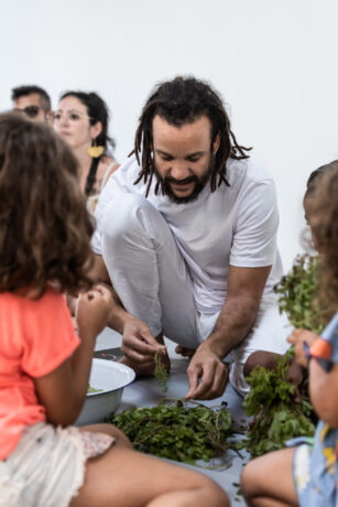  Obra(s) por Bruno Balthazar.  Da atividade Nascente. 