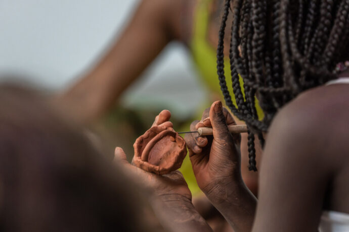  Obra(s) por Walla Capelobo.  Da atividade Nascente. 